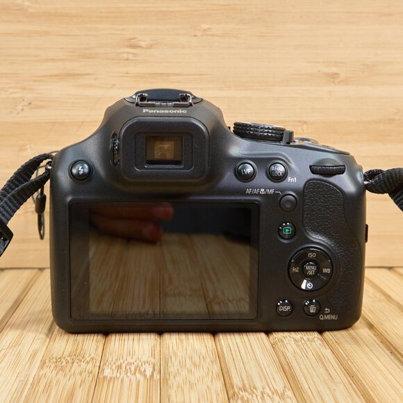 Panasonic Lumix DMC-FZ70 16.1 MP Digital Camera, with 60x Optical Zoom, Full HD - Picture 5 of 8